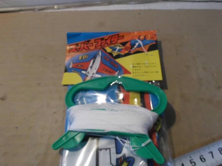 Amazon.co.jp: 西洋凧 カイト ミニサイズ 駄玩具 タコ 糸巻き